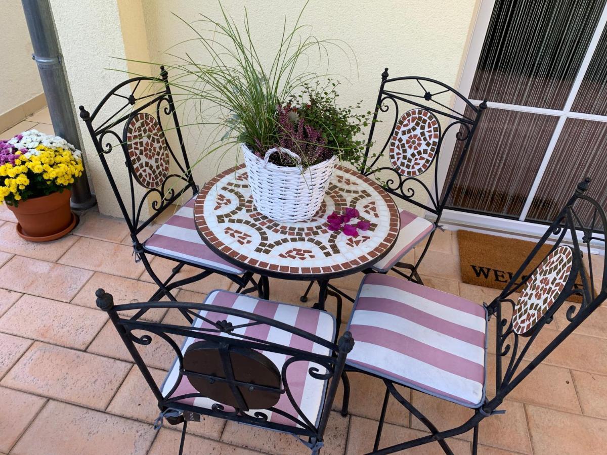 Terrassenwohnung In Estenfeld Bei Wuerzburg Zewnętrze zdjęcie